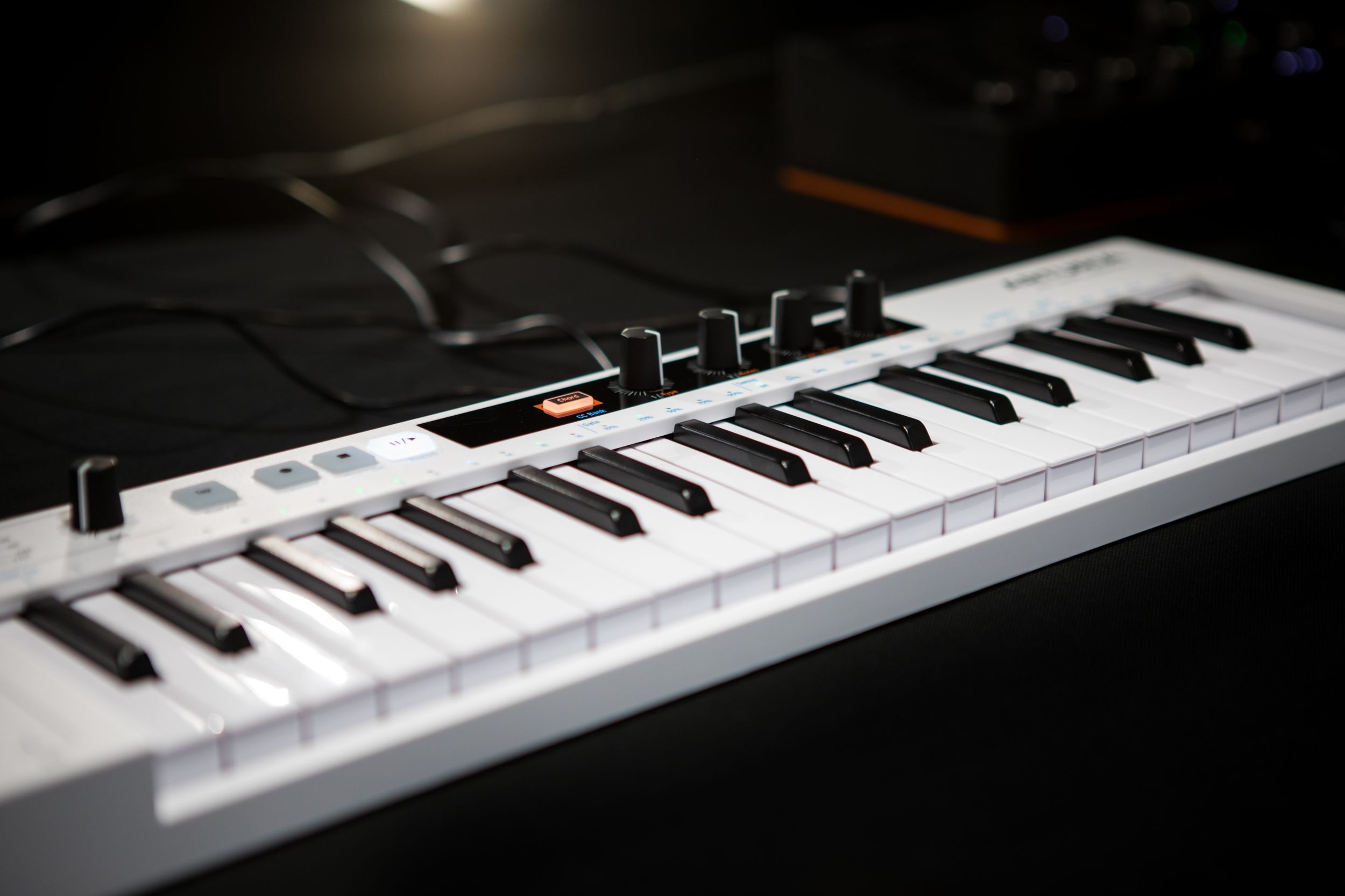 Køb Arturia KeyStep 37 hos modularsynth.dk - Online