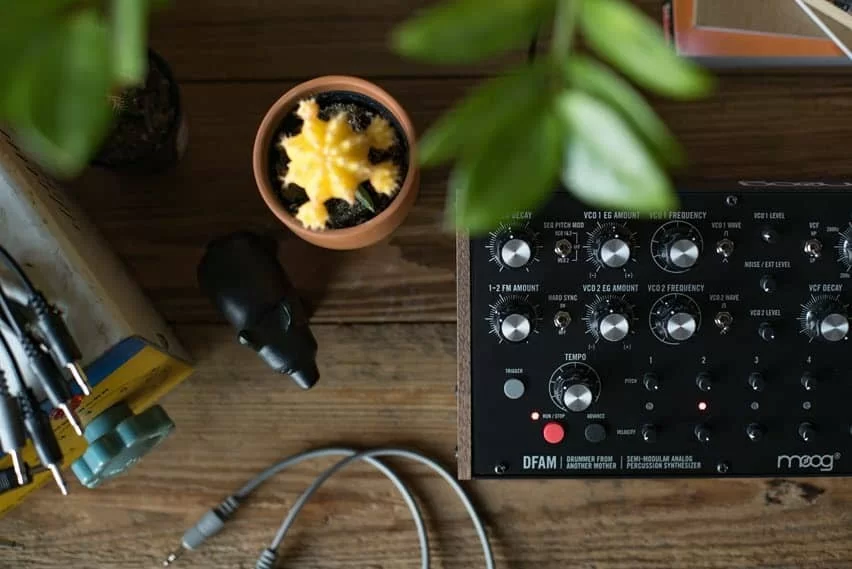 DFAM Drummer From Another Mother - Semi-modular analog percussion-synth