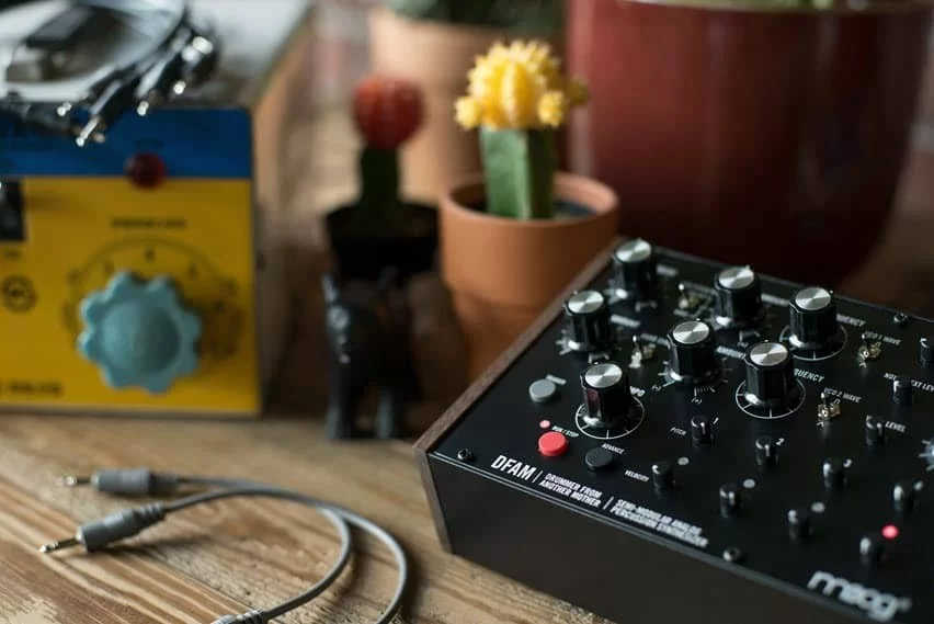 DFAM Drummer From Another Mother - Semi-modular analog percussion-synth