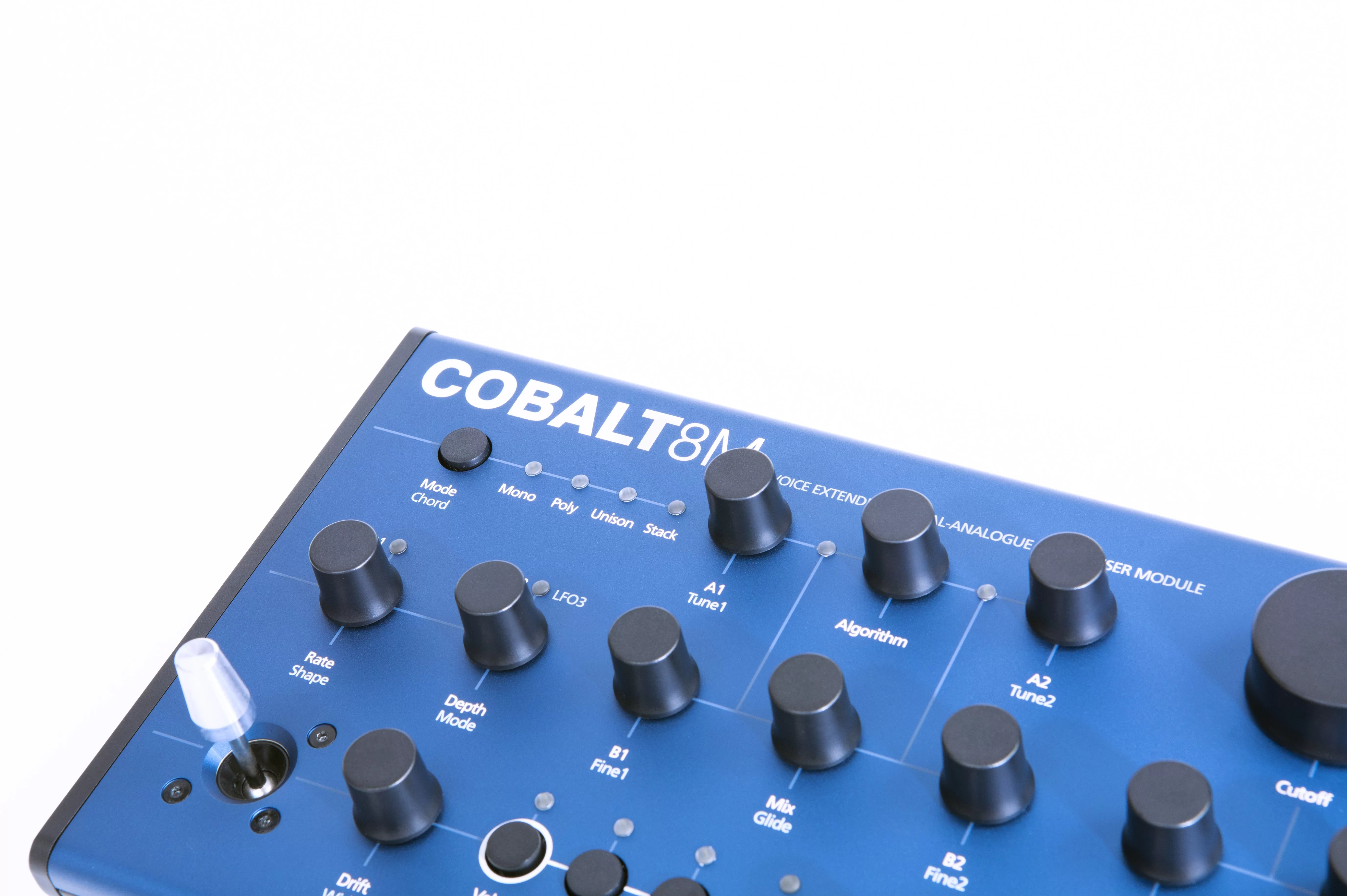 Modal COBALT8M